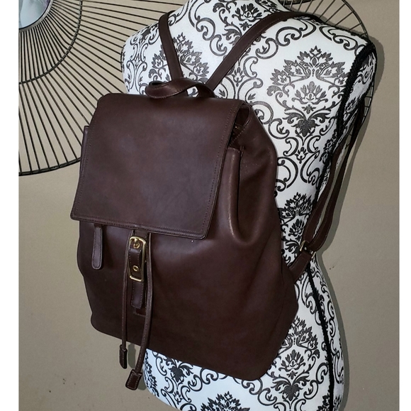 Coach 9827 Vintage Legacy West Hampton Mocha Leather Daypack/Backoack - Picture 3 of 12